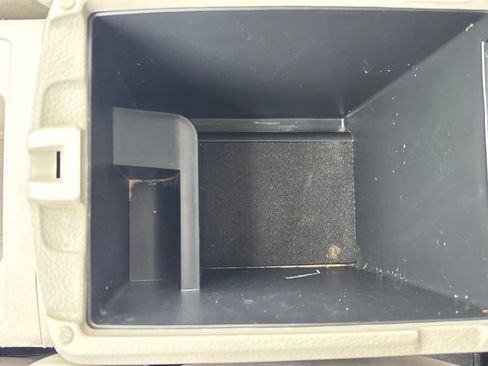 Used 2017 Nissan Rogue Sport S image 30