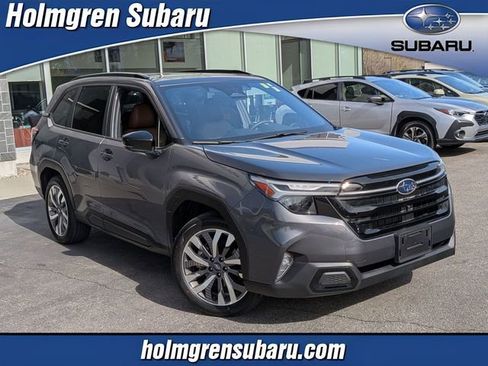 Certified 2025 Subaru Forester Touring AWD/4WD image 1