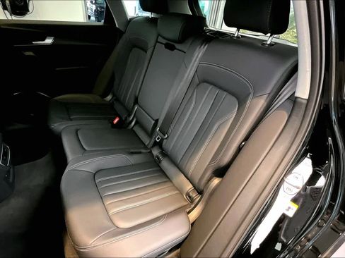 Used 2023 Audi Q5 2.0T Premium w/ Convenience Package image 20