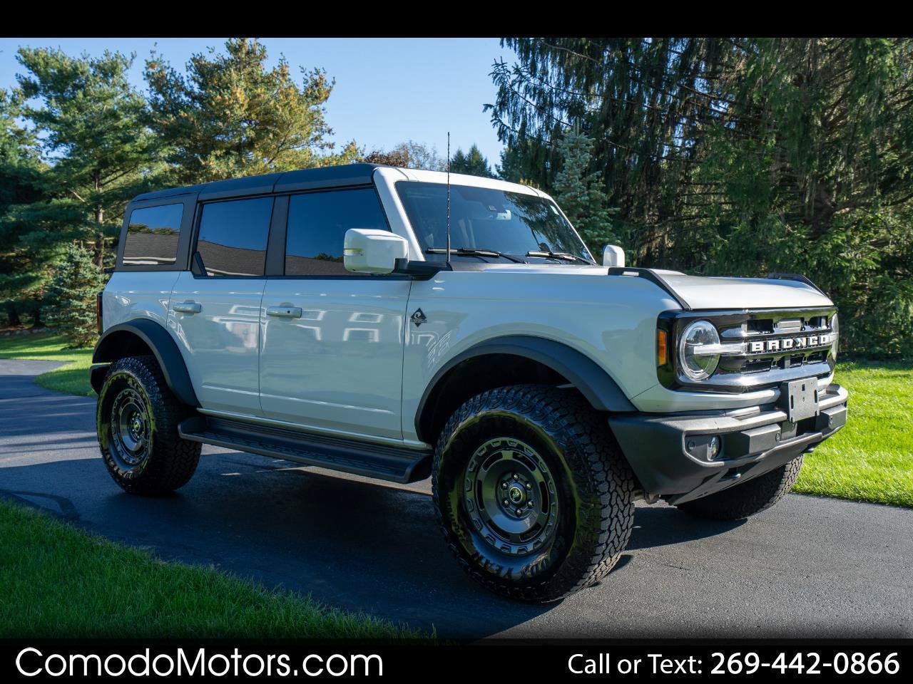 Used 2025 Ford Bronco Outer Banks w/ Sasquatch Package AWD/4WD image 1
