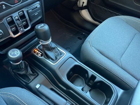 New 2025 Jeep Wrangler Unlimited Sport S 4xe w/ Convenience Group AWD/4WD image 10