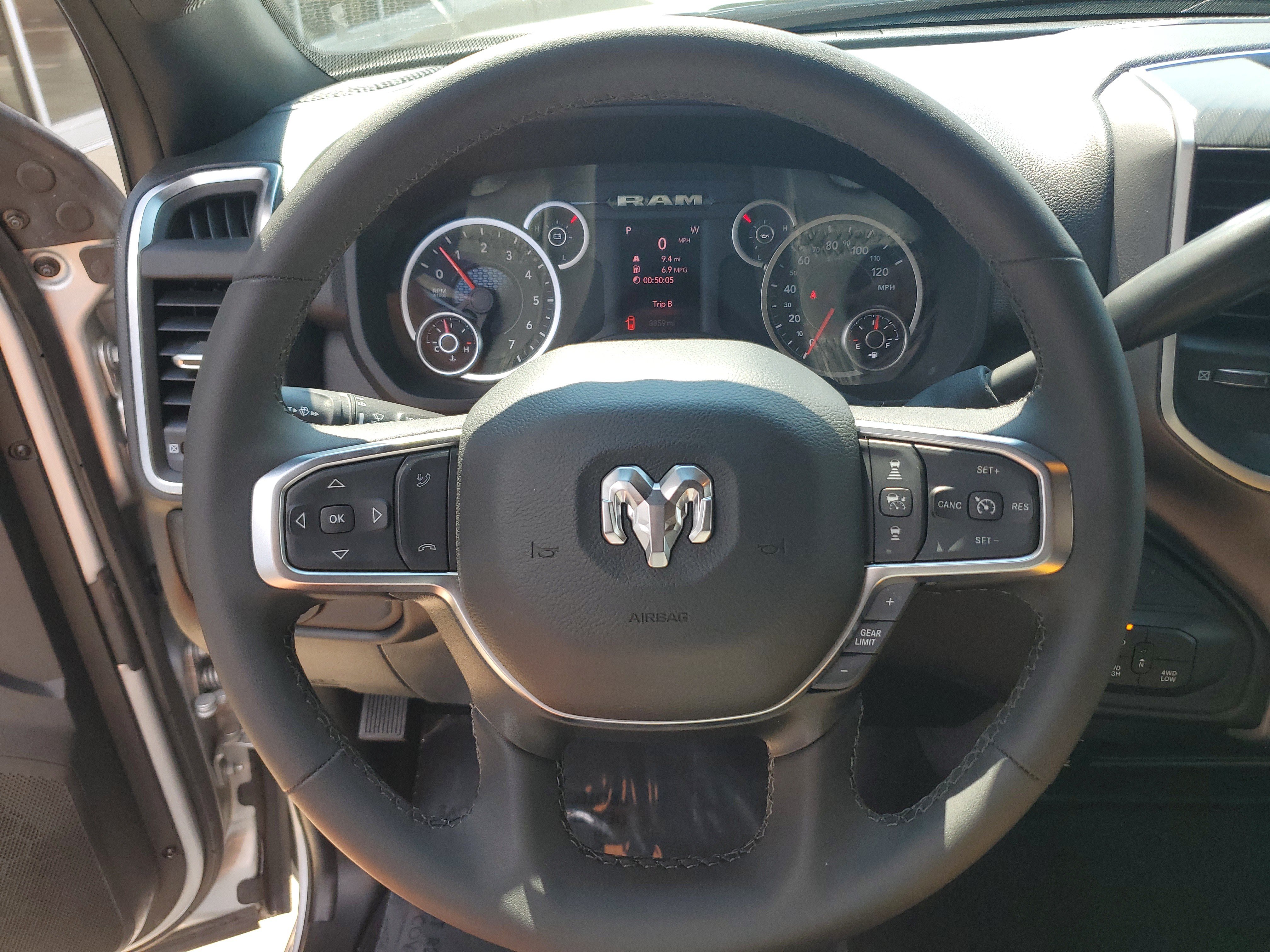Used 2026 RAM 2500 Big Horn AWD/4WD image 10
