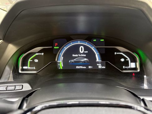 Used 2018 Honda Clarity Plug-In Hybrid image 25