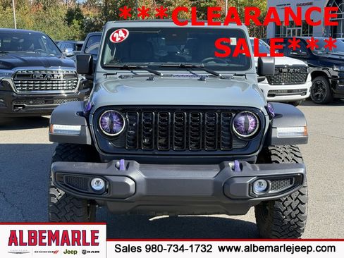 Used 2024 Jeep Wrangler Willys image 10