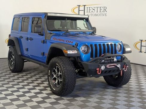 Used 2022 Jeep Wrangler Unlimited Rubicon w/ Cold Weather Group AWD/4WD image 2