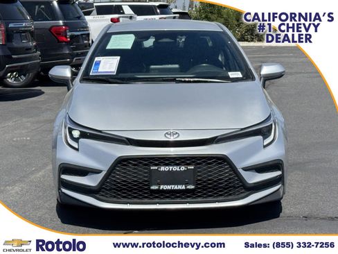Used 2024 Toyota Corolla SE FWD image 2