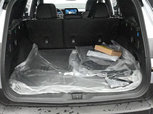 New 2026 Subaru Outback Limited AWD/4WD image 39