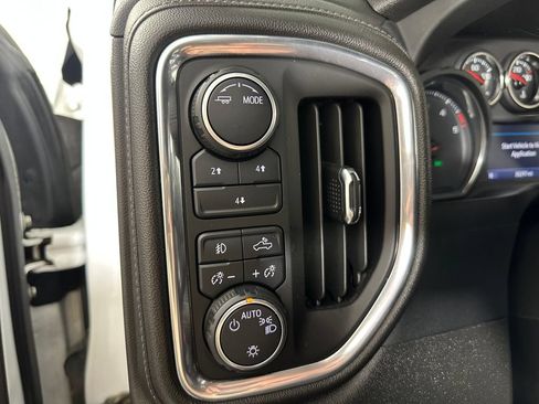 Used 2022 Chevrolet Silverado 2500 LT w/ Convenience Package AWD/4WD image 18