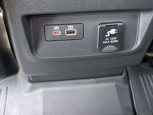 Used 2023 Nissan Frontier PRO-4X w/ Pro Convenience Package AWD/4WD image 17