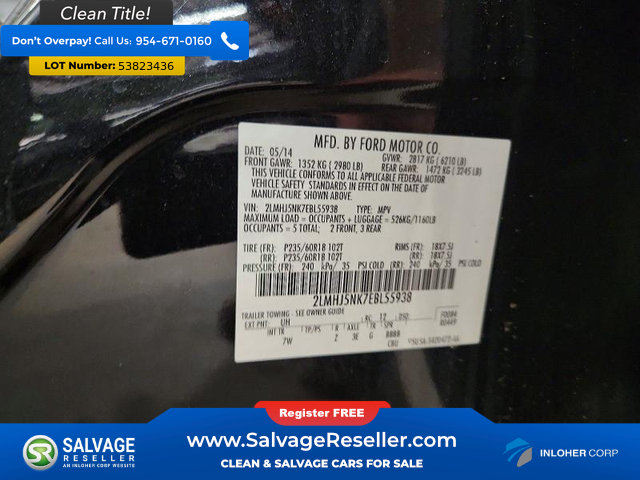 Used 2014 Lincoln MKT AWD image 17