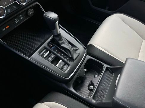 Certified 2025 Honda CR-V EX image 19