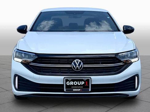 Used 2023 Volkswagen Jetta Sport FWD image 4