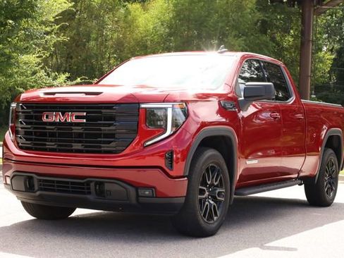 Used 2023 GMC Sierra 1500 Elevation image 1