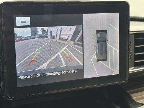 Used 2021 Ford Explorer Limited w/ Equipment Group 301A RWD image 35