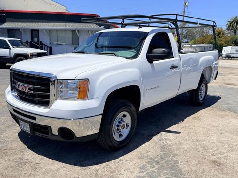 Used 2008 GMC Sierra 2500 W/T RWD image 3