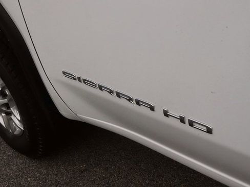 New 2025 GMC Sierra 2500 Pro w/ Convenience Package image 9