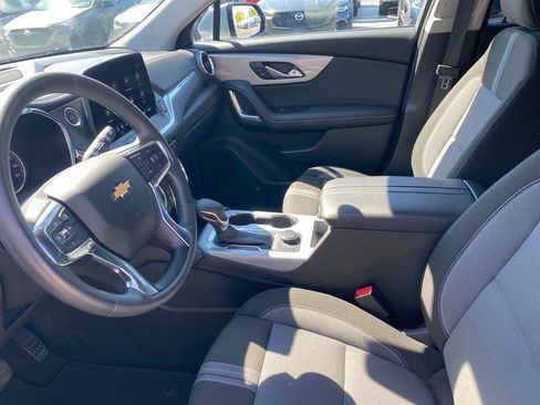 Used 2025 Chevrolet Blazer LT FWD image 26