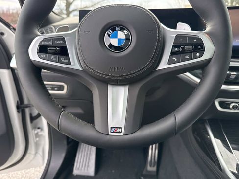 New 2026 BMW X7 xDrive40i w/ M Sport Package image 19