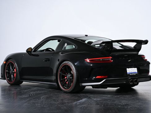 Used 2018 Porsche 911 GT3 RWD image 9