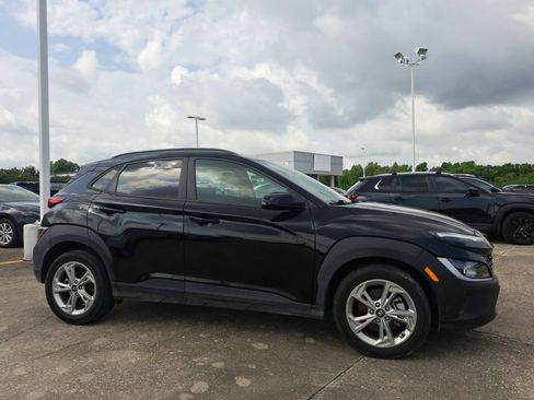 Used 2023 Hyundai Kona SEL w/ Cargo Package AWD/4WD image 3