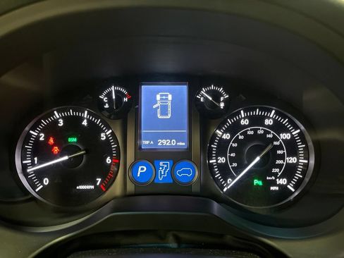 Used 2019 Lexus GX 460 Premium AWD/4WD image 22
