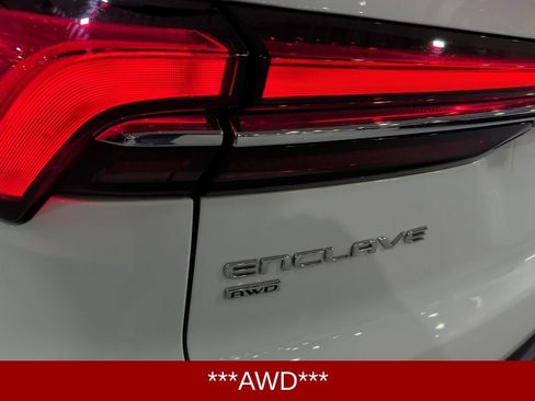 Certified 2025 Buick Enclave Preferred image 12