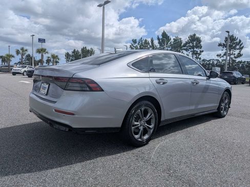 Used 2023 Honda Accord EX-L image 4