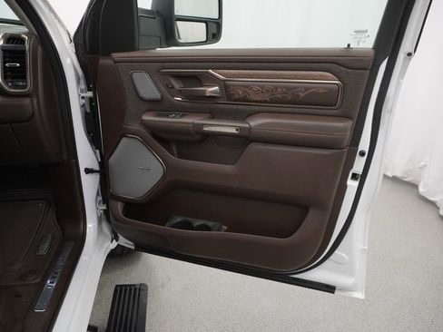 Used 2025 RAM 1500 Limited AWD/4WD image 48
