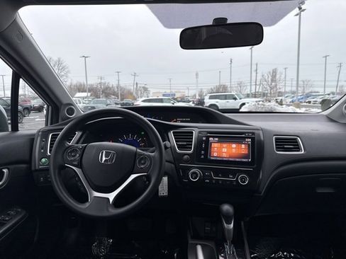 Used 2015 Honda Civic SE image 10