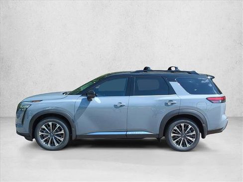 New 2026 Nissan Pathfinder Platinum AWD/4WD image 4