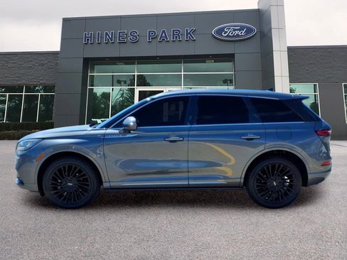 Used 2022 Lincoln Corsair Reserve AWD/4WD image 4