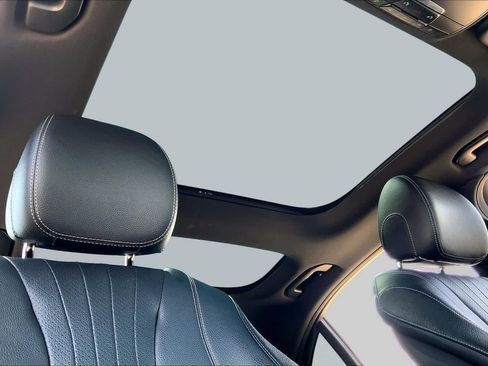 Used 2017 Mercedes-Benz E 300 image 14
