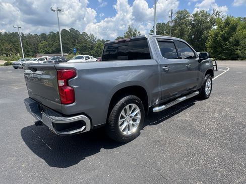 Used 2020 Chevrolet Silverado 1500 LTZ w/ LTZ Premium Package image 6