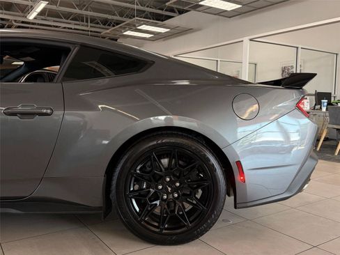Used 2025 Ford Mustang GT Premium w/ GT Performance Package RWD image 11