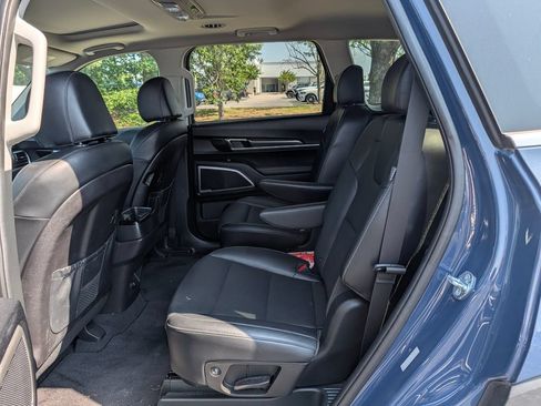 Used 2023 Kia Telluride S w/ S Sunroof Package AWD/4WD image 15