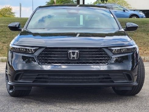 Used 2024 Honda Accord Sport image 2