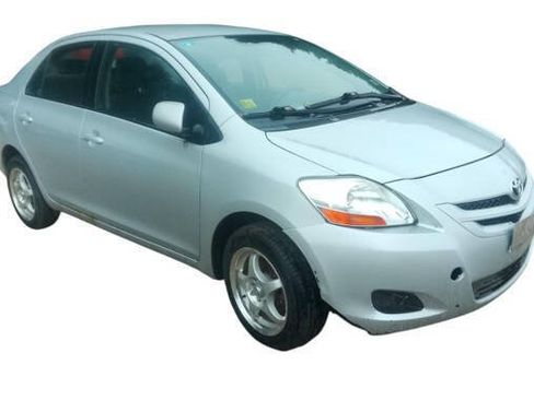 Used 2008 Toyota Yaris S FWD image 8