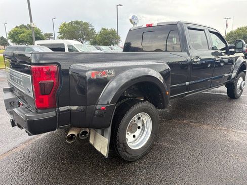 Used 2019 Ford F450 Platinum w/ Platinum Ultimate Package AWD/4WD image 3