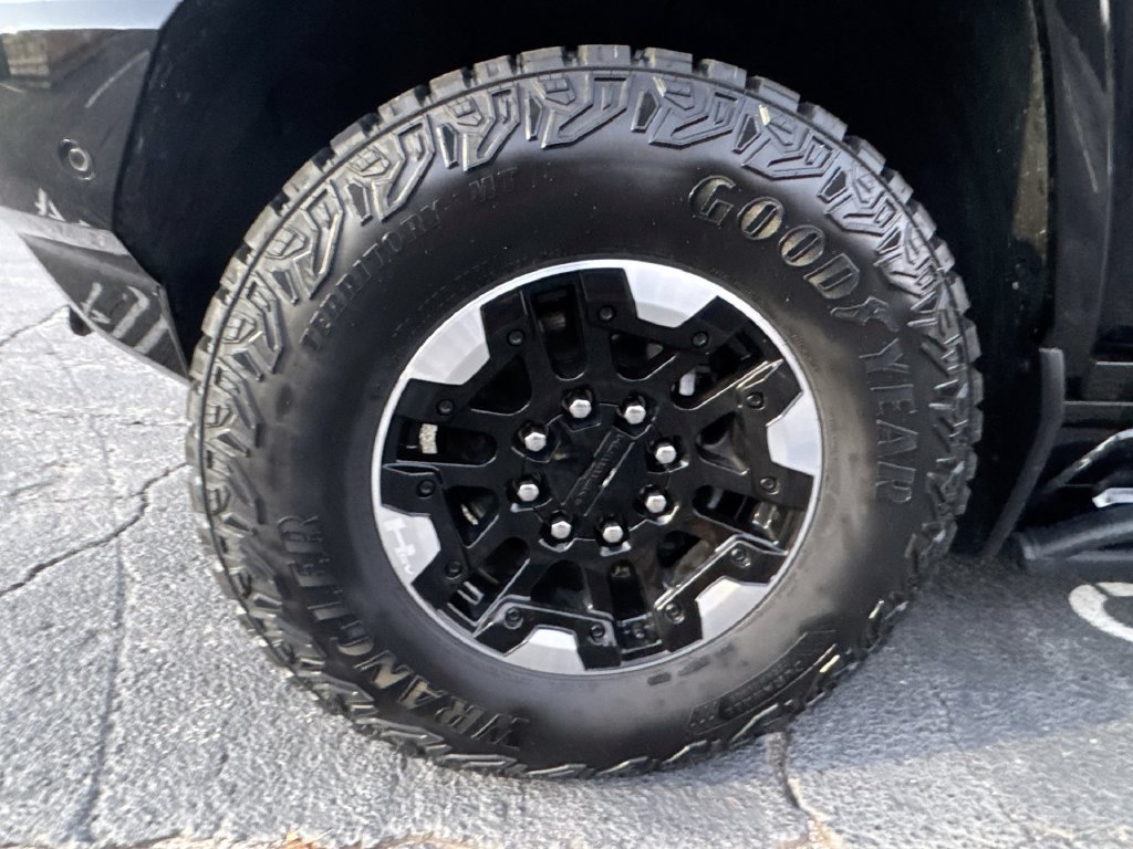 Used 2025 GMC Hummer EV 3X w/ Extreme Off-Road Package AWD/4WD image 12