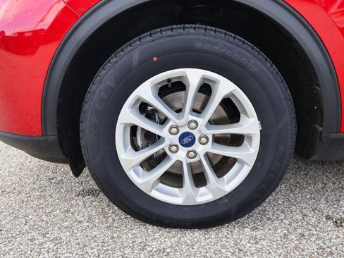 Used 2022 Ford Escape SE w/ Cold Weather Package image 29