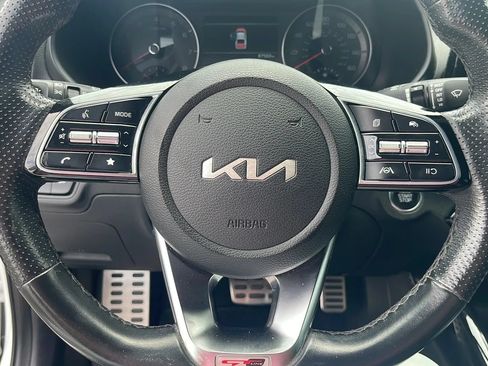 Used 2023 Kia Forte GT-Line FWD image 12
