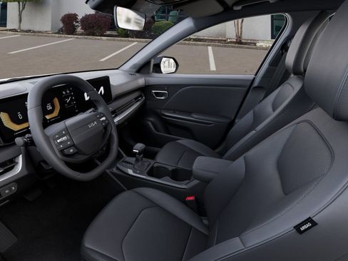 New 2026 Kia K4 EX image 17