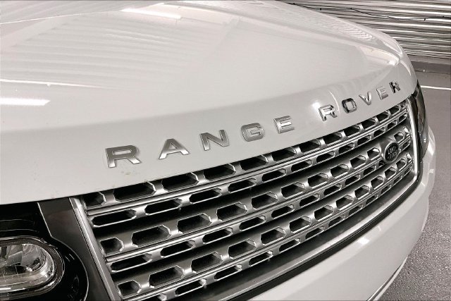 Used 2016 Land Rover Range Rover Supercharged AWD/4WD image 31
