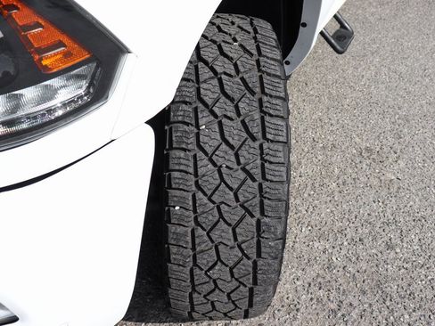 Used 2017 RAM 2500 Laramie w/ Sport Appearance Group image 38