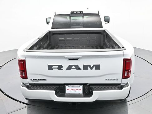 New 2026 RAM 3500 Laramie AWD/4WD image 26