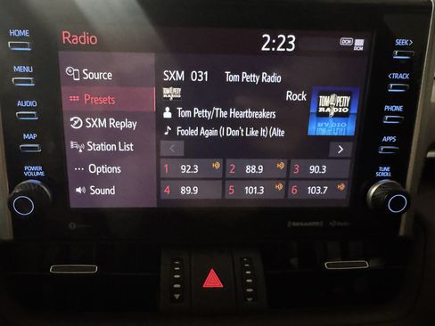 Used 2022 Toyota RAV4 XSE AWD/4WD image 30