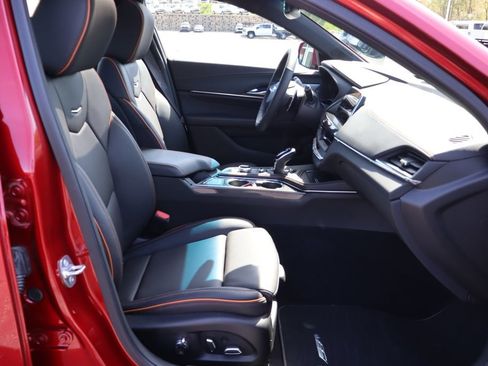 Used 2026 Cadillac CT4 V RWD image 23