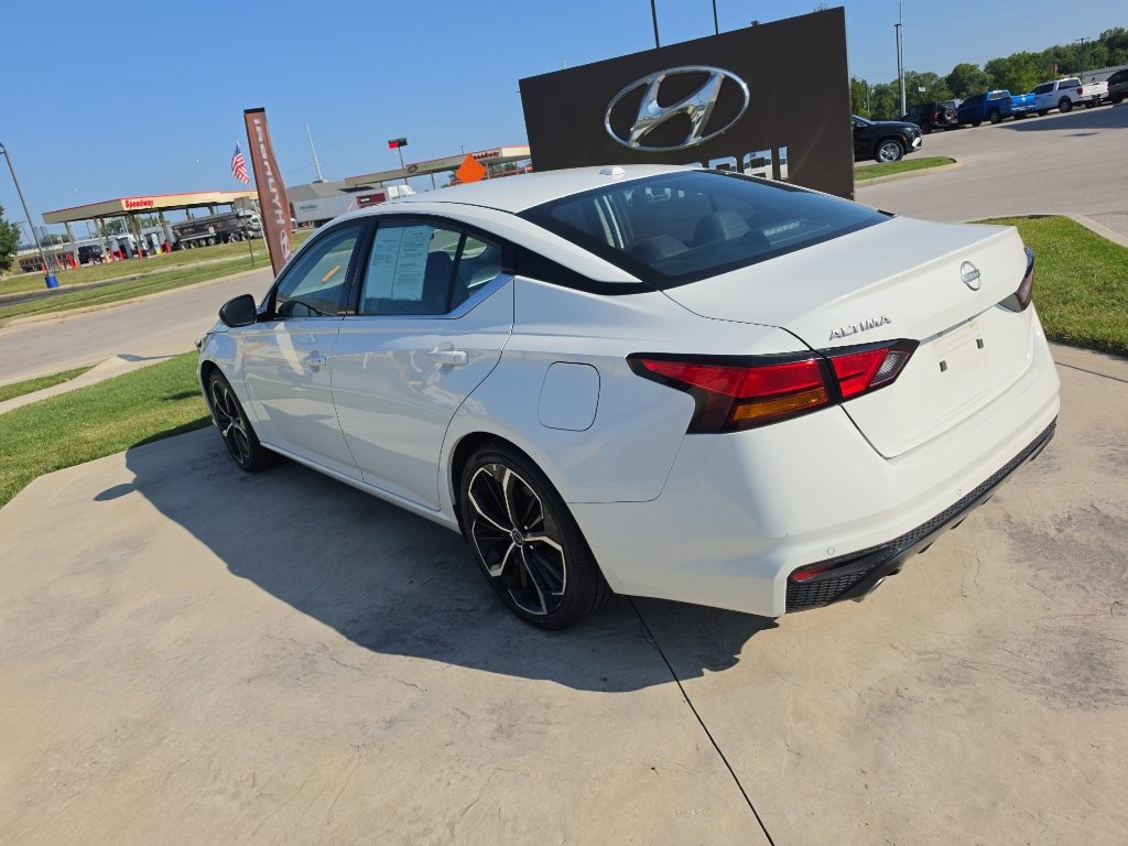 Used 2024 Nissan Altima 2.5 SR FWD image 7