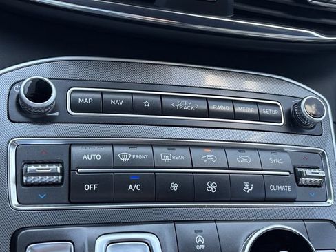 Used 2023 Hyundai Santa Fe Calligraphy FWD image 33