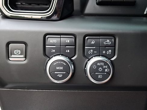 Used 2024 GMC Sierra 1500 AT4X AWD/4WD image 27